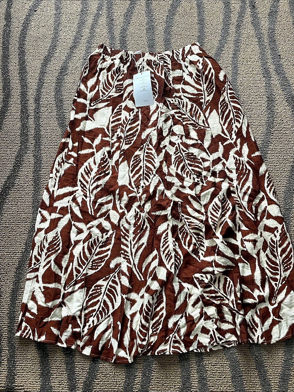 Floral maxi Skirt in Brown & Cream